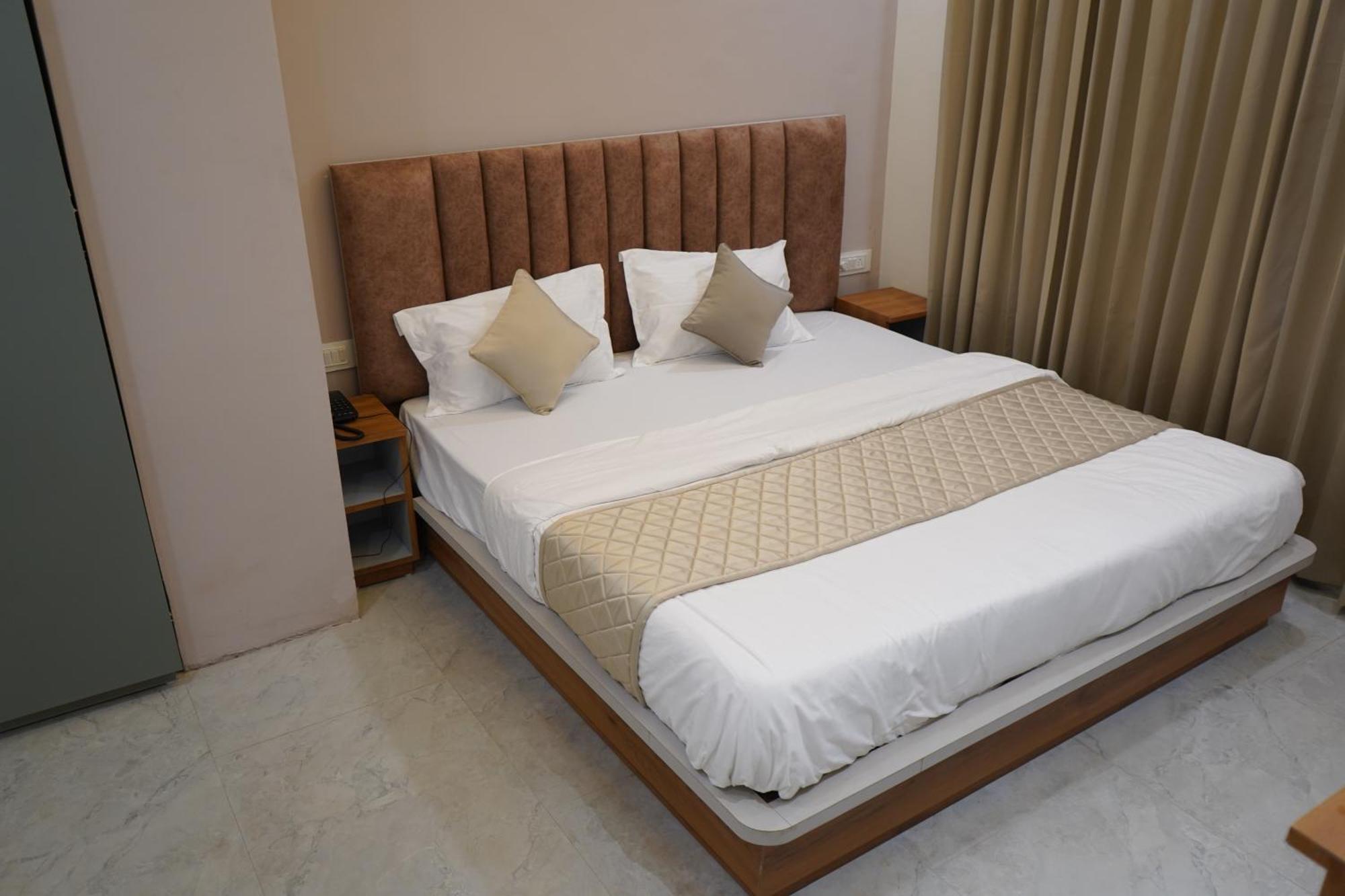 Hotel The Grand View Baijnāth Exterior foto